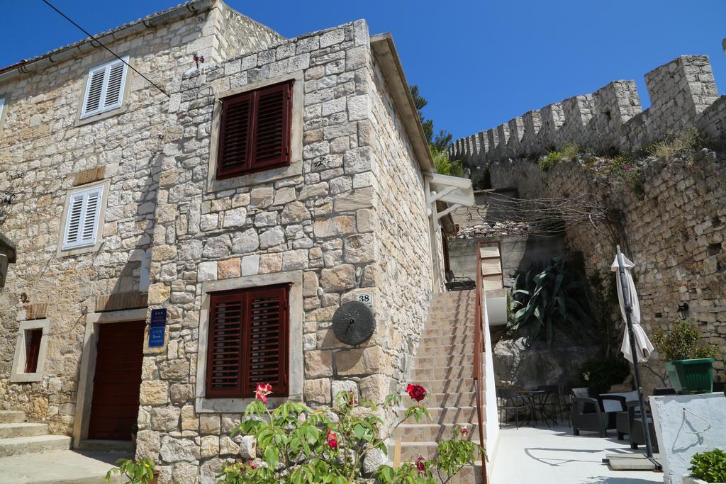 Apartments Seka Hvar Town Exterior photo